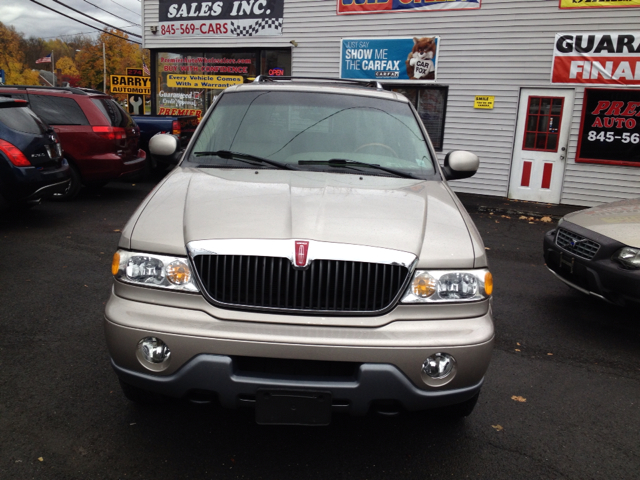 2000 Lincoln Navigator Ram 3500 Diesel 2-WD