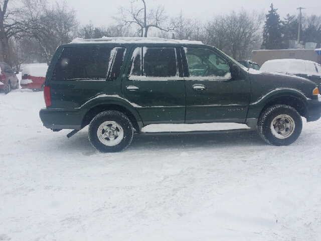 2000 Lincoln Navigator Ram 3500 Diesel 2-WD