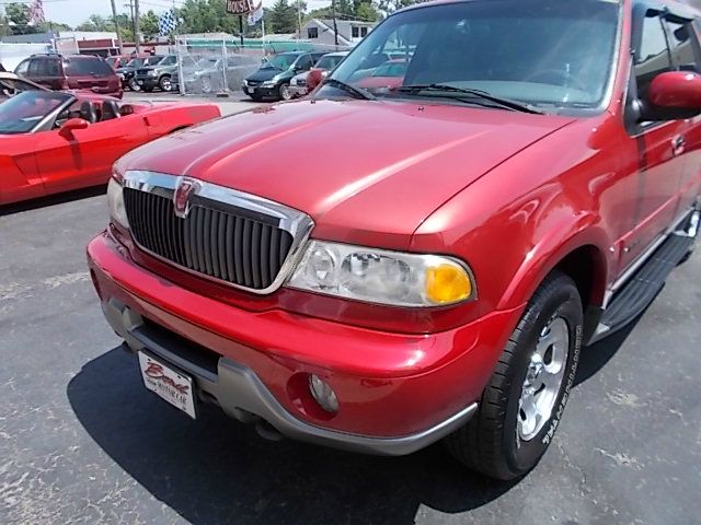 2000 Lincoln Navigator Ram 3500 Diesel 2-WD