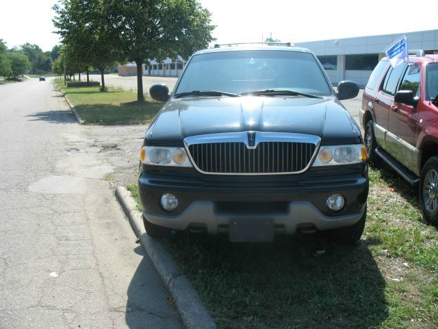 2001 Lincoln Navigator Ram 3500 Diesel 2-WD