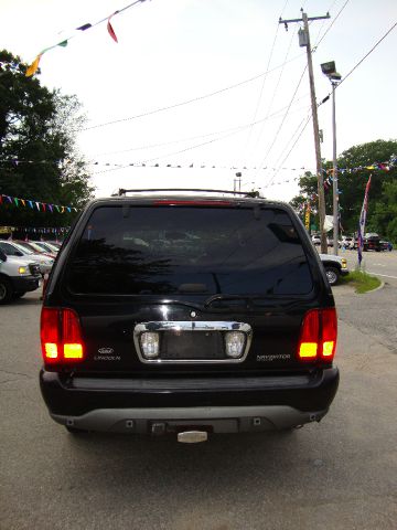 2001 Lincoln Navigator Unknown