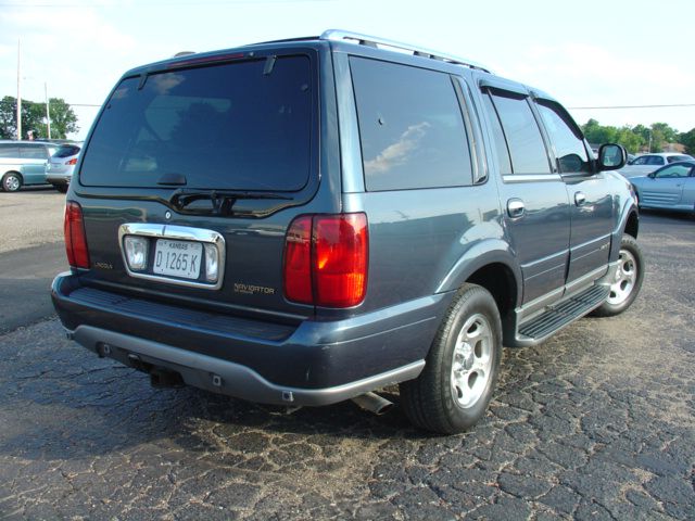 2001 Lincoln Navigator Ram 3500 Diesel 2-WD