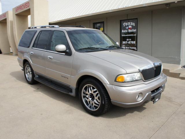 2001 Lincoln Navigator Unknown