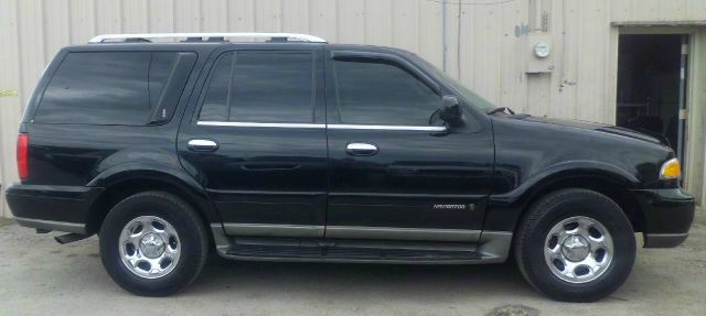 2001 Lincoln Navigator Ram 3500 Diesel 2-WD