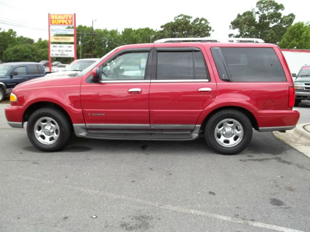 2002 Lincoln Navigator Ram 3500 Diesel 2-WD