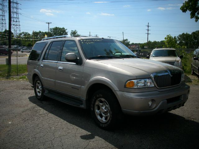 2002 Lincoln Navigator Ram 3500 Diesel 2-WD