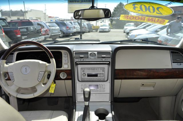 2003 Lincoln Navigator Sport W/navigation