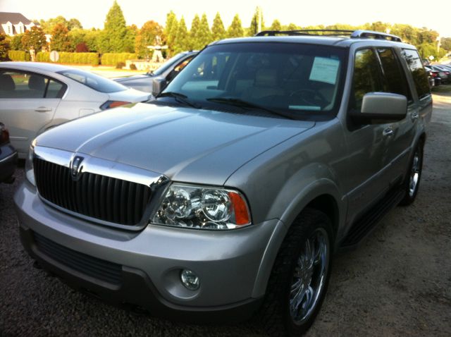 2003 Lincoln Navigator 2dr Coupe Convertible