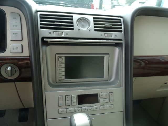 2003 Lincoln Navigator Sport W/navigation