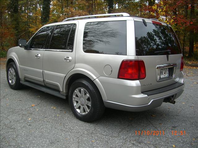 2003 Lincoln Navigator Unknown