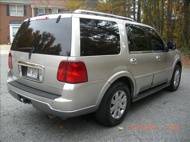 2003 Lincoln Navigator Unknown