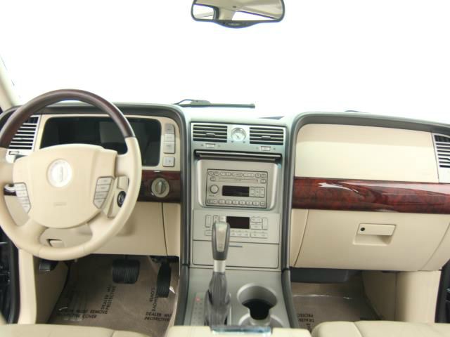 2003 Lincoln Navigator Sport W/navigation