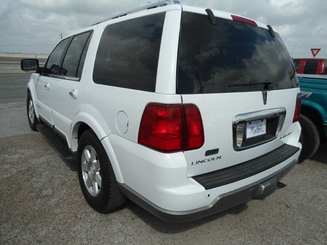 2003 Lincoln Navigator Unknown