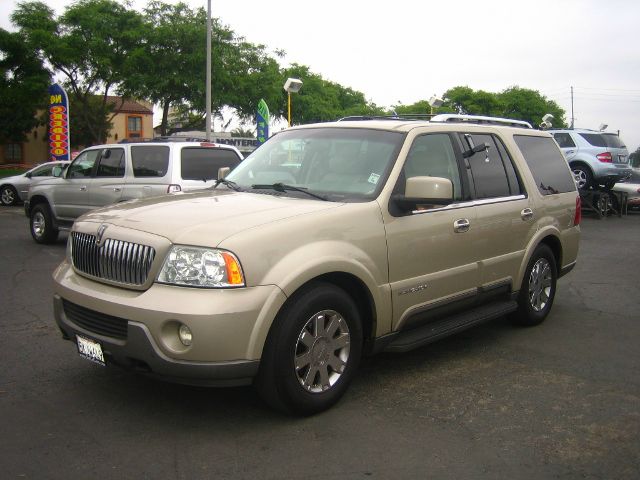 2004 Lincoln Navigator 1500 HD LT