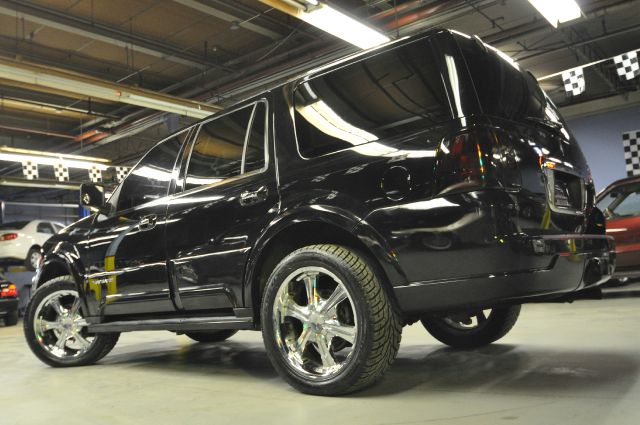 2004 Lincoln Navigator Sport W/navigation