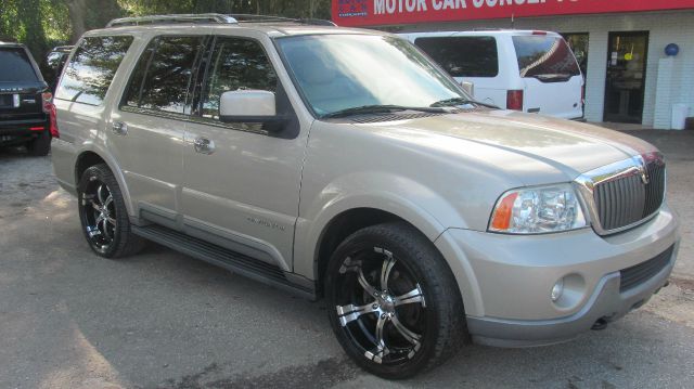 2004 Lincoln Navigator Unknown