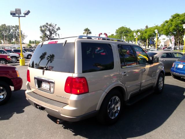 2004 Lincoln Navigator 1500 HD LT