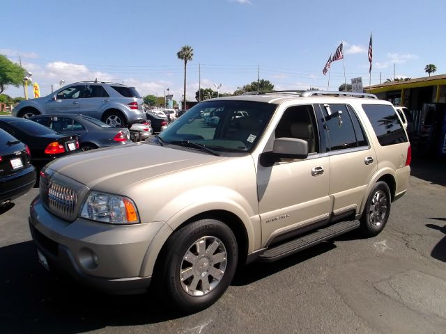 2004 Lincoln Navigator 1500 HD LT