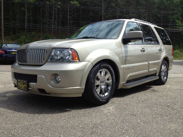 2004 Lincoln Navigator 2dr Coupe Convertible