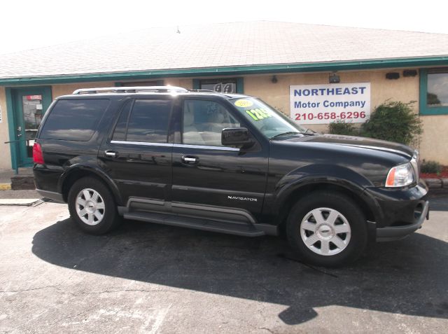 2004 Lincoln Navigator Wagon LX