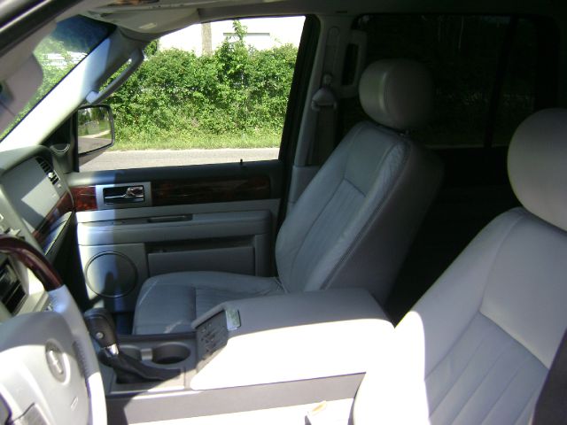 2004 Lincoln Navigator 1500 HD LT