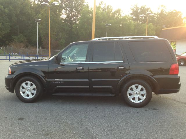 2004 Lincoln Navigator Wagon LX