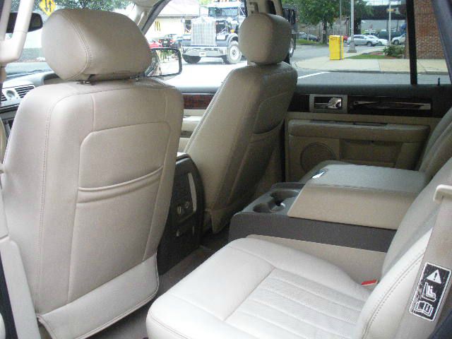 2004 Lincoln Navigator Sport W/navigation