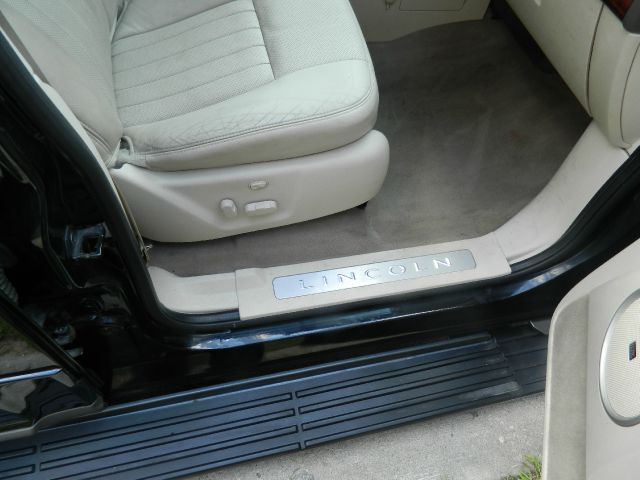 2004 Lincoln Navigator Wagon LX