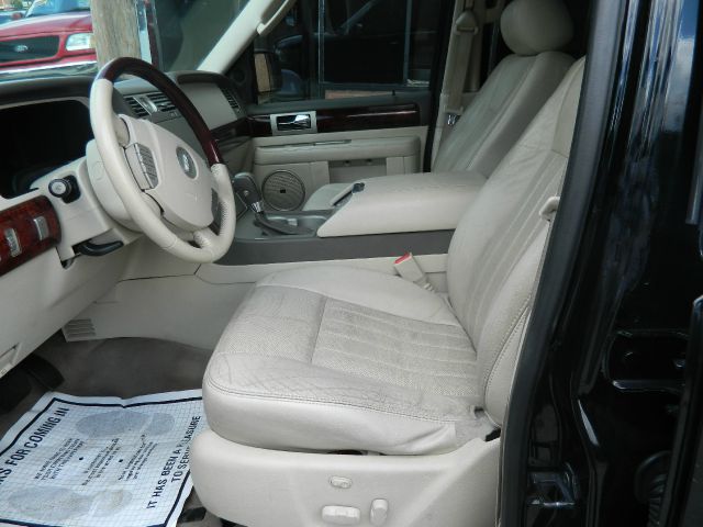 2004 Lincoln Navigator Wagon LX