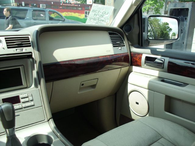 2004 Lincoln Navigator Sport W/navigation