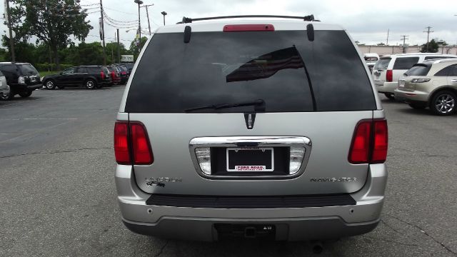 2004 Lincoln Navigator 1500 HD LT