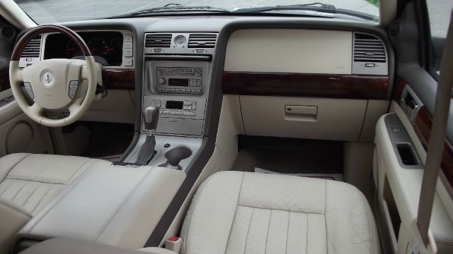 2004 Lincoln Navigator 1500 HD LT