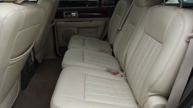 2004 Lincoln Navigator 1500 HD LT