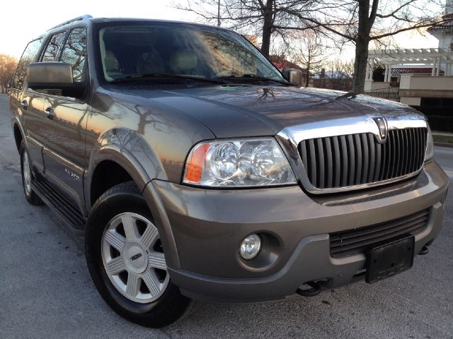 2004 Lincoln Navigator 2dr Coupe Convertible