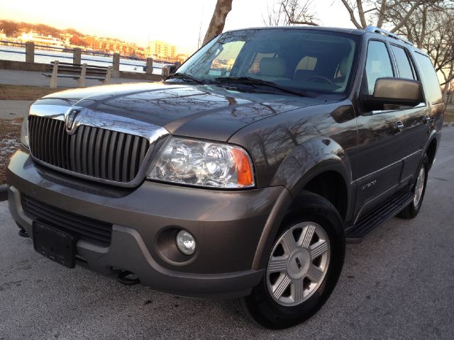 2004 Lincoln Navigator 2dr Coupe Convertible