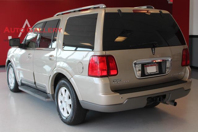 2004 Lincoln Navigator Unknown