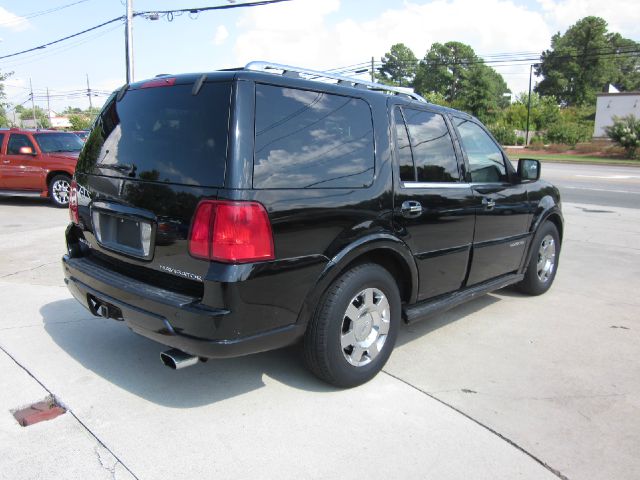 2005 Lincoln Navigator 2dr Coupe Convertible