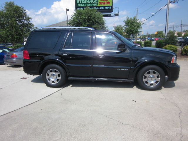 2005 Lincoln Navigator 2dr Coupe Convertible