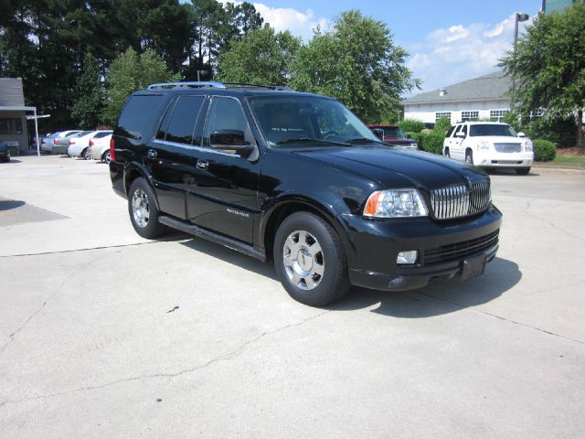 2005 Lincoln Navigator 2dr Coupe Convertible