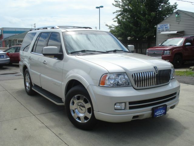 2005 Lincoln Navigator Sport W/navigation