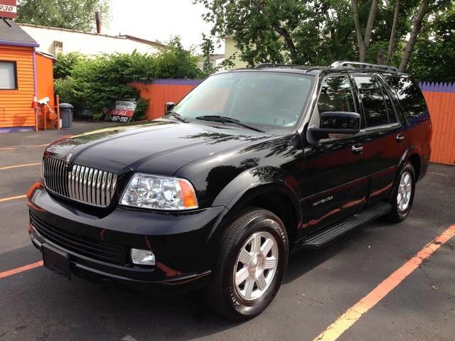 2005 Lincoln Navigator Base