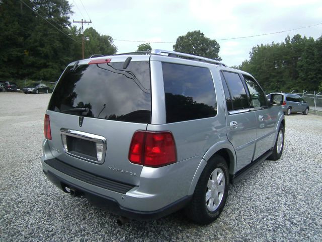 2005 Lincoln Navigator 1500 HD LT