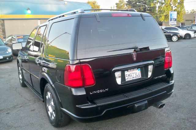 2005 Lincoln Navigator Wagon LX