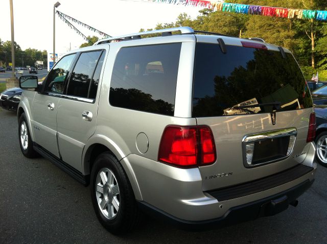 2005 Lincoln Navigator 1500 HD LT