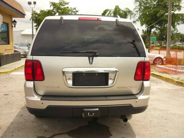 2005 Lincoln Navigator Sport W/navigation