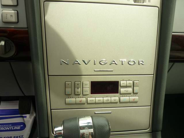 2005 Lincoln Navigator Sport W/navigation