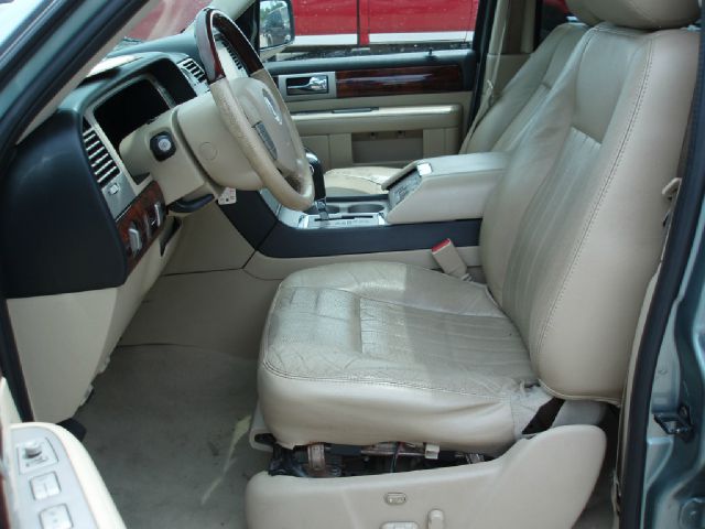 2005 Lincoln Navigator Sport W/navigation