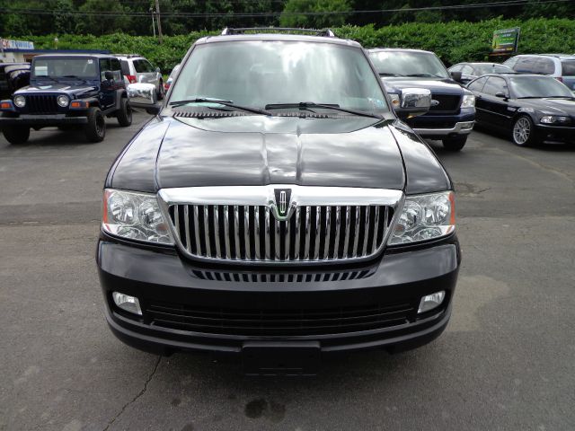 2005 Lincoln Navigator 2dr Coupe Convertible