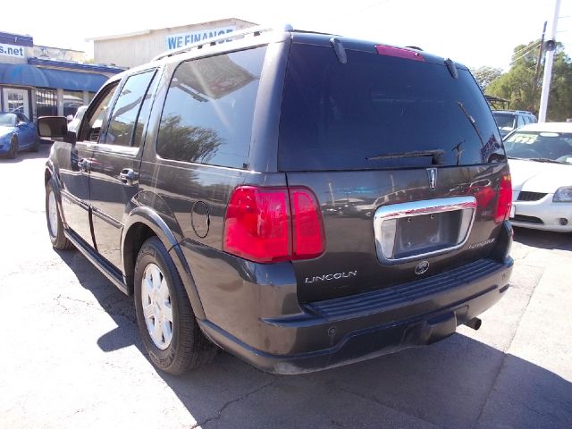 2005 Lincoln Navigator Wagon LX