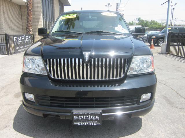 2005 Lincoln Navigator Coupe